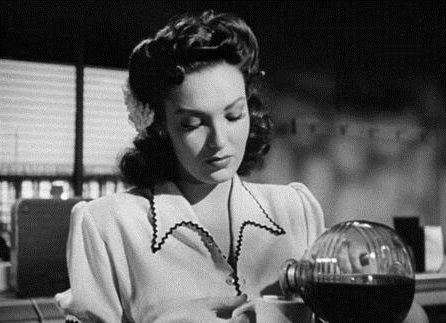 KeysSteven's tweet image. Dana Andrews, Photoplay&apos;s Luckiest Leading Man post-War? He might&apos;ve bought his agent a Cadillac for the 1946 holidays. They earned it.

#thebestyearsofourlives (46) (wright mayo) #tcmparty
#fallenangel (45) (faye darnell) #noiralley #filmnoir #noir
