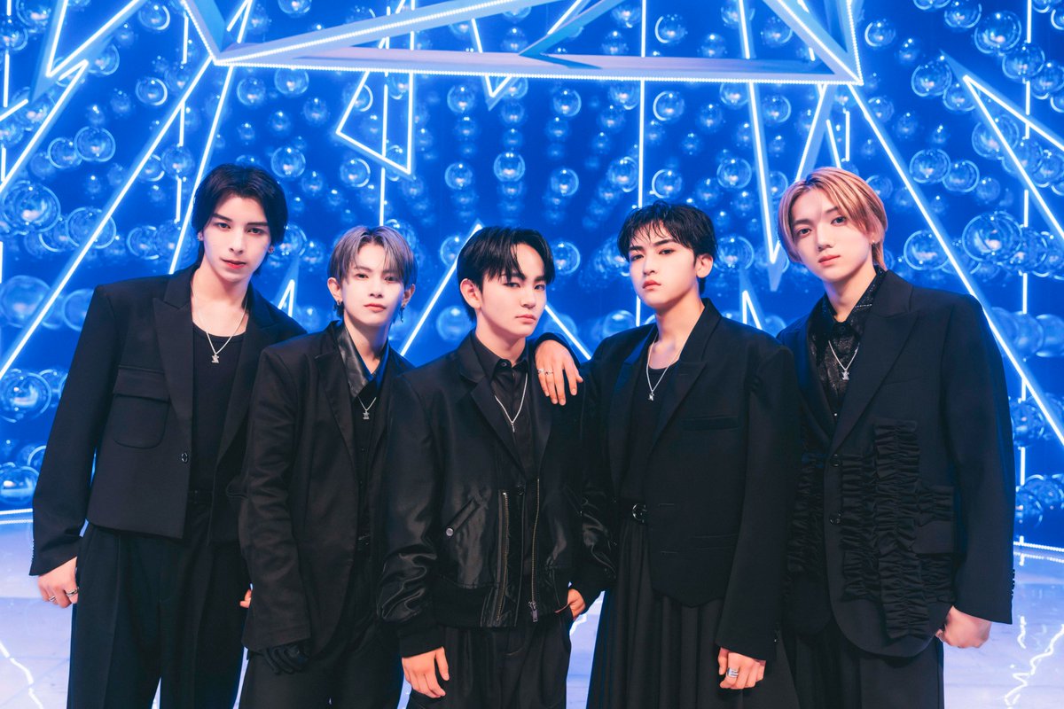 ORICON NEWS(オリコンニュース) (@oricon) on Twitter photo 🧩『THE LAST PIECE』最終審査🧩
📝新グループ「STARGLOW」誕生の現場レポート
ラストは“大号泣”&さらなる新グループ構想も
🔻写真100枚超📸
oricon.co.jp/news/2407342/?…
#THELASTPIECE #ラスピ <a href="/THELASTPIECE_X/">THE LAST PIECE</a> 🧩『THE LAST PIECE』最終審査🧩
📝新グループ「STARGLOW」誕生の現場レポート
ラストは“大号泣”&さらなる新グループ構想も
🔻写真100枚超📸
oricon.co.jp/news/2407342/?…
#THELASTPIECE #ラスピ <a href="/THELASTPIECE_X/">THE LAST PIECE</a>