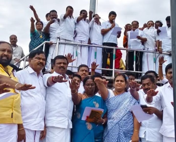 karur_mayor's tweet photo. *17.09.2025*

மாண்புமிகு தமிழ்நாடு முதலமைச்சர்  தளபதி திரு. *மு.க.ஸ்டாலின்* அவர்களின் ஆணைக்கிணங்க, 

மாண்புமிகு தமிழ்நாடு துணை முதலமைச்சர் திரு. *உதயநிதி ஸ்டாலின்* அவர்களின் தலைமையில்,

கரூர் சட்டமன்ற உறுப்பினர் மற்றும் மாவட்டக் கழகச் செயலாளர் மதிப்பிற்குரிய திரு. * https://t.co/0EUIqqHiDS