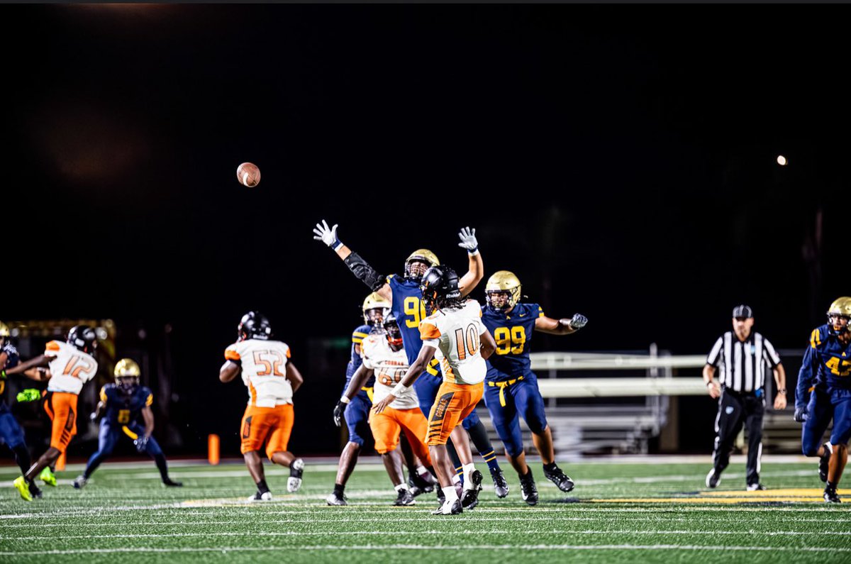 Joey Bollo (@jbollo12) on Twitter photo Mid-Season <a href="/STA_Football/">Aquinas Football</a> Mid-Season <a href="/STA_Football/">Aquinas Football</a>