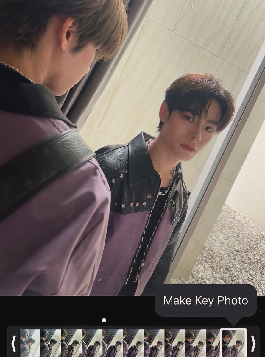 นึกว่าส่องกระจก เอ้า!หลังตี๋นี้เองงง
#porsuppakarn #twnpich