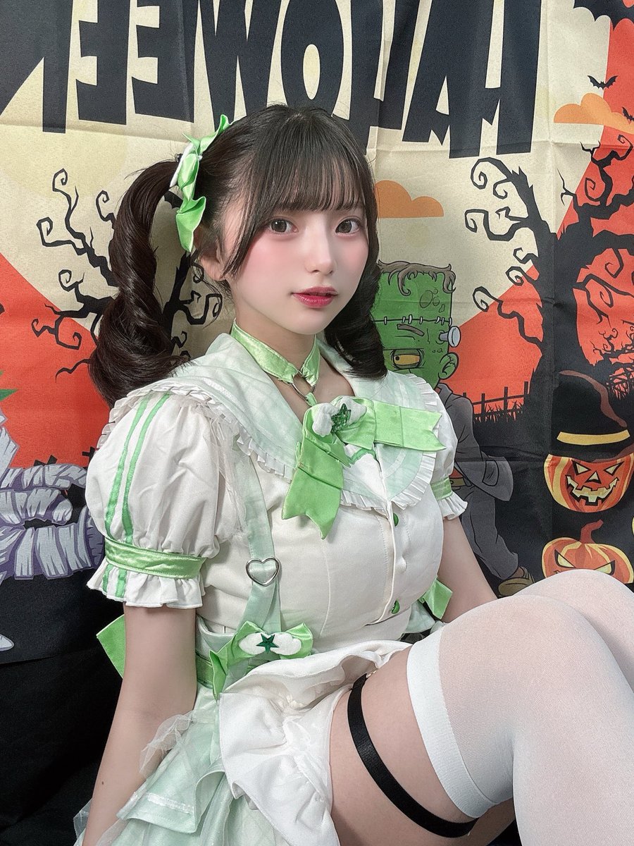 aquamarin__'s tweet image. おはのん~起きた？♡

ハロウィンチェキ販売中♡
▶︎mooove.official.ec/items/117786431