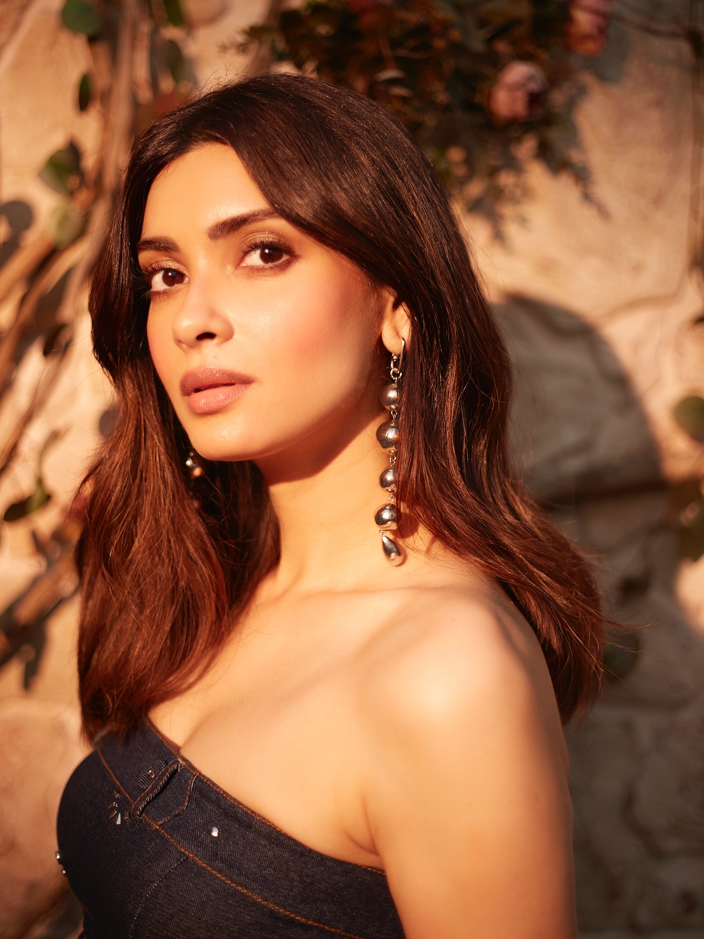 Image Diana Penty – Elegance, Grace & Quiet Power in Bollywood | iiQ8 