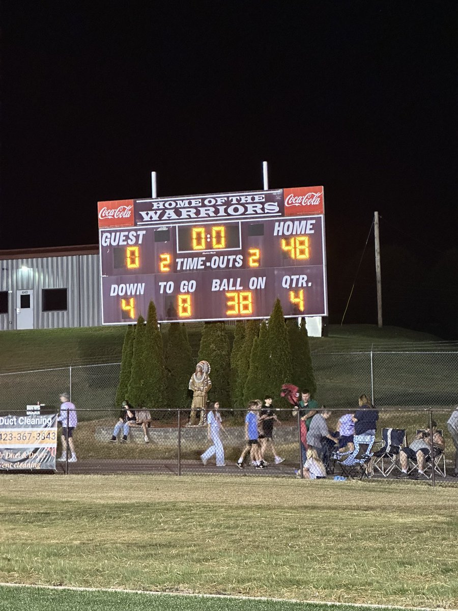 HHStn_Athletics's tweet photo. Friday Night Lights – Thursday Edition
What a night!
The Bulldog Nation showed up strong with an electric student section, the band rocking, and our cheerleaders bringing the energy
Your Hampton Bulldogs took care of business, defeating Jellico 48-0
#gn5gl #sweepstakes @TMobile https://t.co/DYiKiqyE4A