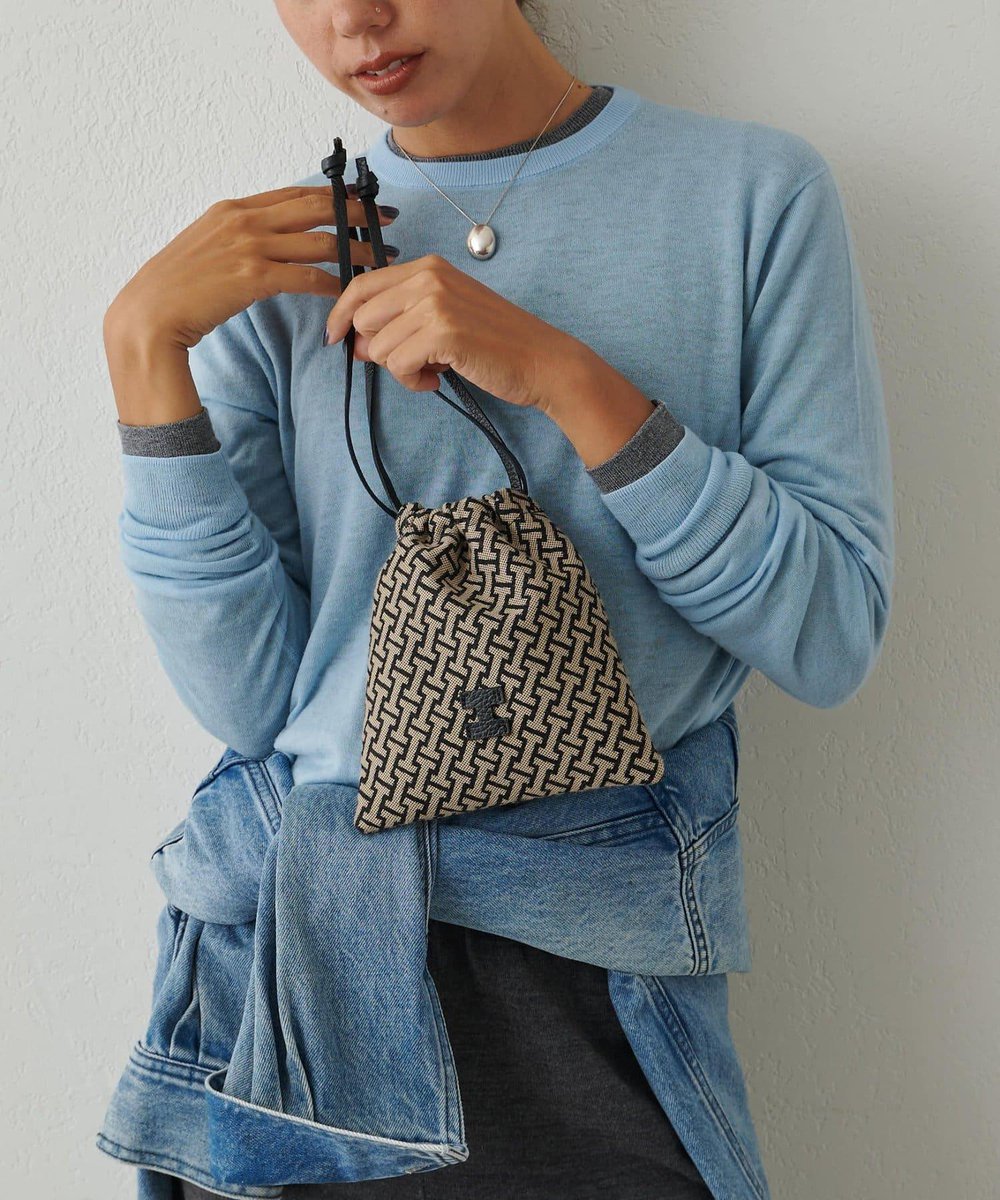 IACUCCIモノグラム巾着ポーチ。イタリア製の上質なジャガード生地と