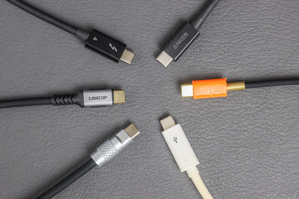 internet_watch's tweet image. ケーブルが硬くてわずらわしい!!　柔らかいThunderbolt 4対応のケーブルを探していろいろ買ってみた 【テレワークグッズ・ミニレビュー… internet.watch.impress.co.jp/docs/column/te… #Thunderbolt #ケーブル