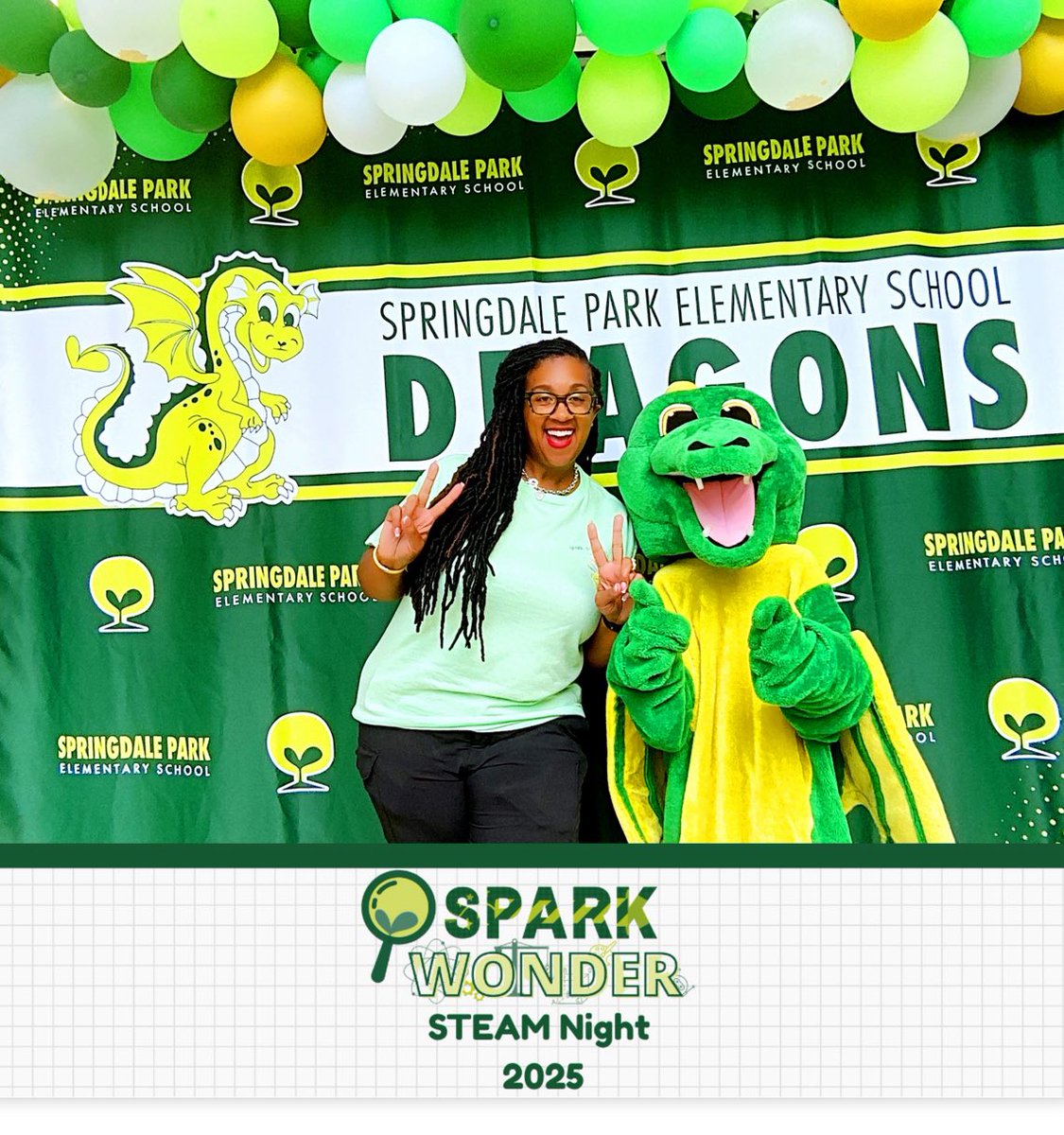 drjtoney's tweet image. STEAM Night @APS_SPARK was an absolute blast! 💡🔬🎨🐉 Thank you to our amazing SPARK families and staff for making it a night full of creativity, discovery, and fun! 🐉💚🧬🥼🔭🧫🧪