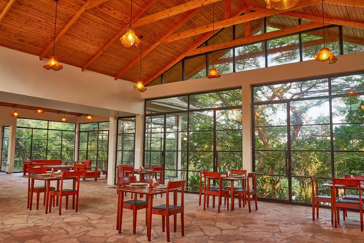IgwaraLodge's tweet photo. Find your corner. Settle in.
Let the weekend finally begin.
#WeekendRelaxation | #ChilledWeekend https://t.co/hlDqGZKnYh