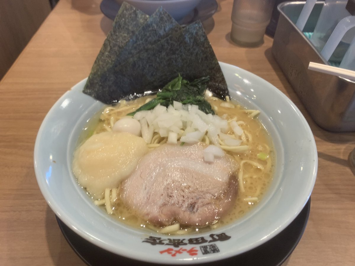 皆さんに謝らなければいけません
今回
硬め普通普通です…
その代わり大盛りでニンニクマシマシです
許してください
