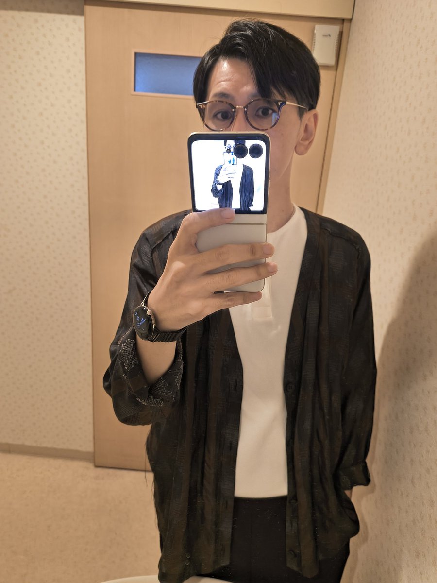 ymfresearch8739's tweet photo. はー。今週もあと少し。がんばろ。
〜職場のW/Cにて。
#needles
#scye
#BJClassic https://t.co/FfmrYyd7i4