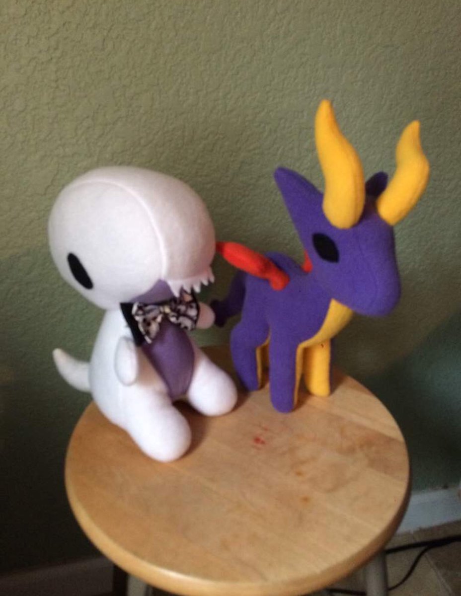 🍰 Roxanne 🍓 COMMS OPEN tweet media