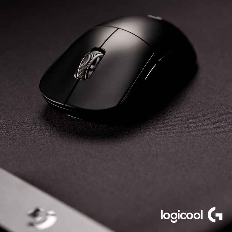 LogicoolG's tweet photo. 【新登場🖱️】
PRO X SUPERLIGHT 2シリーズに待望のコンパクト版が爆誕！

「PRO X SUPERLIGHT 2c」は、
SUPERLIGHT 2の性能をそのままに、コンパクトサイズで登場。

どんな握り方でもフィットし、最高のパフォーマンスを発揮します。