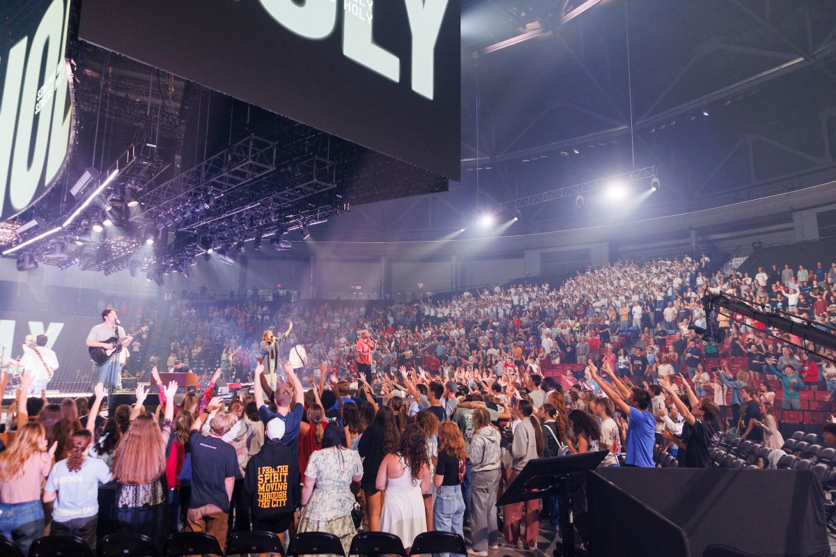 LibertyU's tweet photo. The countdown is officially over! We’re so excited to welcome CFAW students and families to Lynchburg this weekend for one of our favorite events of the year. #WelcomeToLiberty #CFAW https://t.co/PuMpCjeg4o
