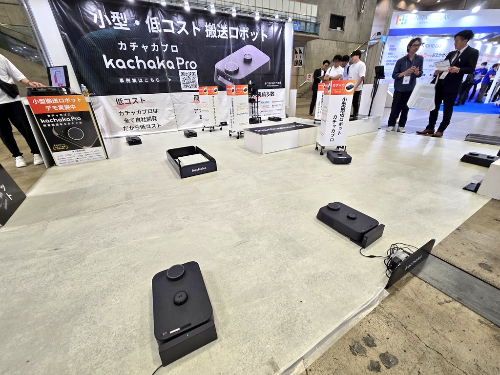 kmoriyama's tweet image. もらいものでお昼ご飯
ロボットはいつものPFR、ugo、Doogのほかオリムべクスタとか
あとBooster Roboticsがなぜか出展していた