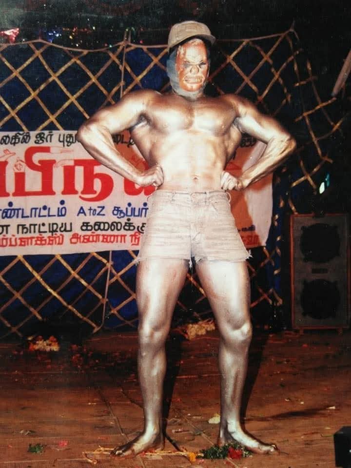 pavijammy's tweet image. எவ்வளவு வேலை இருந்தாலும் தயவுசெய்து உடல்நலனில் அக்கறை காட்டுங்கள்...எதாவது தொந்தரவு வந்தால் உடனே மருத்துவரை அணுகி ஆலோசனை பெறுங்கள் 💯 இதுதான் காரணம் என்று சொல்லமுடியாத அளவிற்கு இப்போதெல்லாம் சிறு வயது மரணங்கள் நிகழ்கின்றன💔😓 
நோயற்ற வாழ்வே குறைவற்ற செல்வம் 🙏🏻🙏🏻
#RIPRoboShankar
