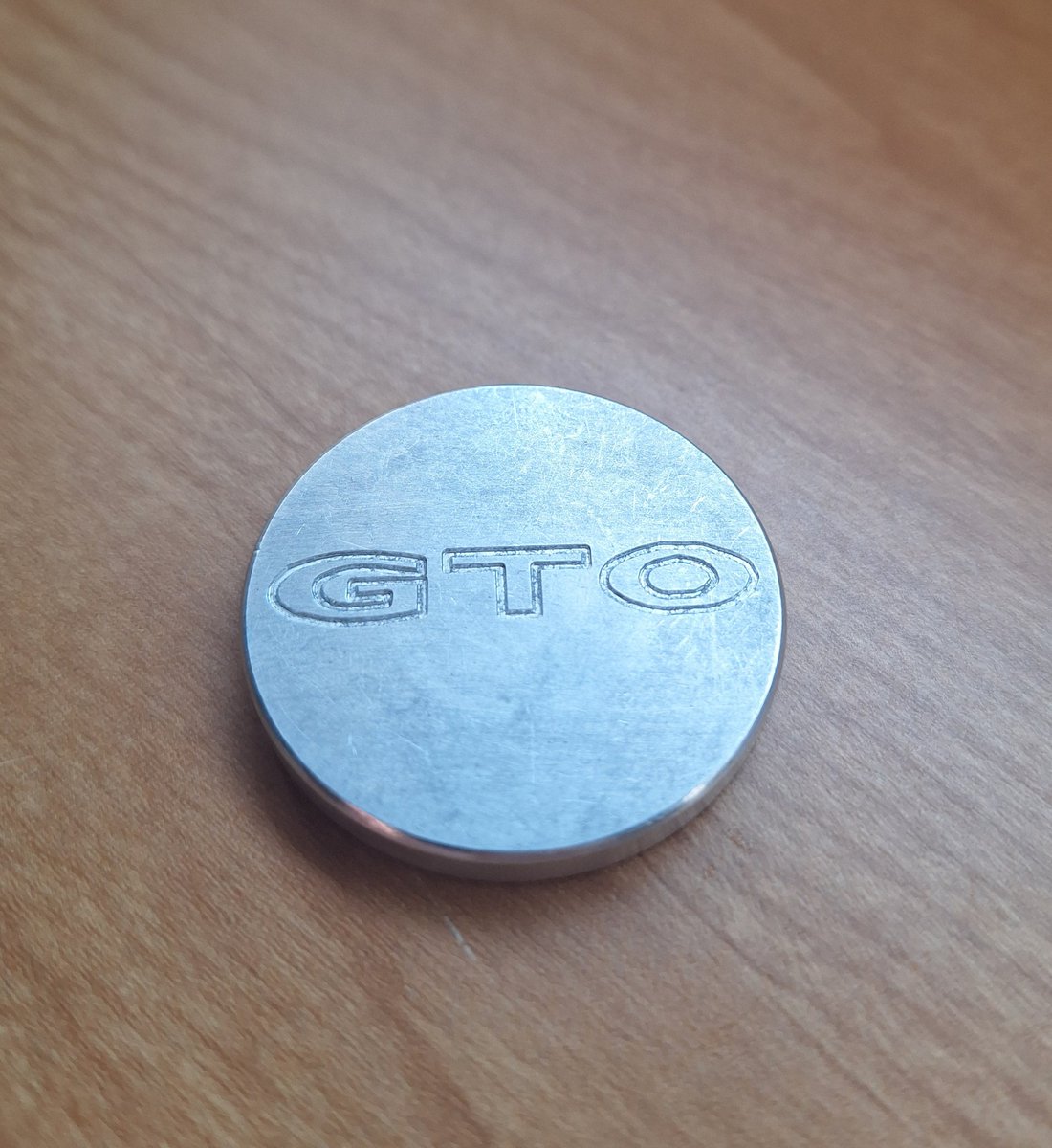 ac_des1gns's tweet image. Custom engraved GTO coin made out of aluminum! #GTO #cncproject #cncidea #projectidea