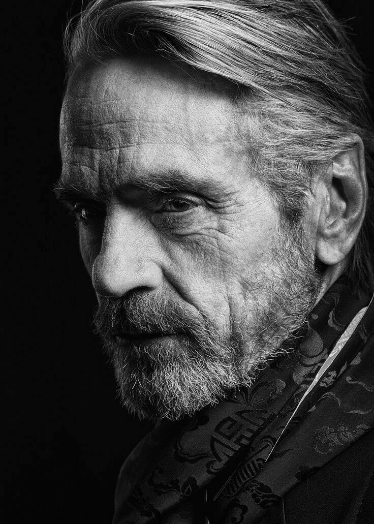 Happy 77th Birthday!
#HappyBirthday  
#JeremyIrons
#BOTD #BornOnThisDay