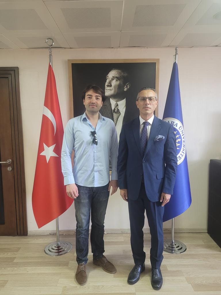 Opera Sanatçımız Sayın Oğuz Uysal beye ziyaretlerinden dolayı çok tesekkurler..Eğitimler çok yakinda