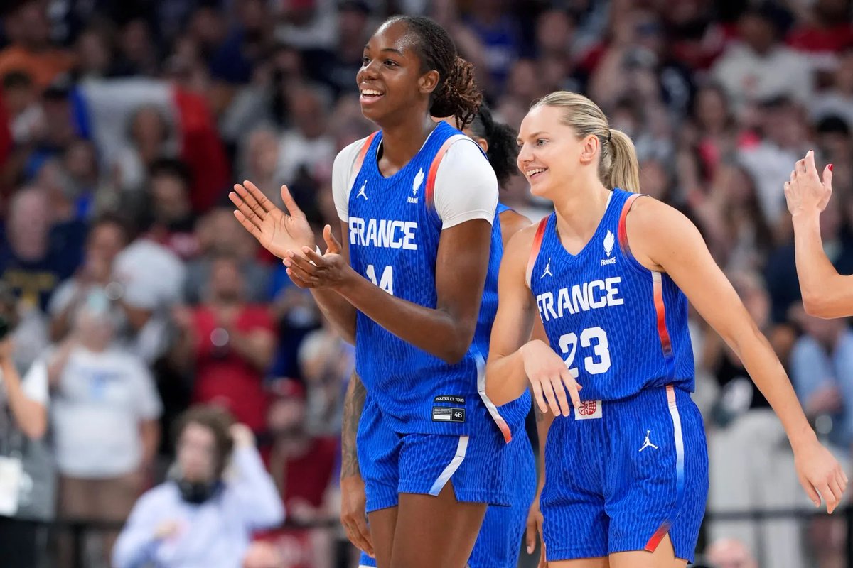 Slate | 9.18

✅ Jones u7.5 Reb
❌ Malonga o15.5 P+R

No more Malonga magic, Ezi played the best game of her postseason. Missed a couple open lays as well.