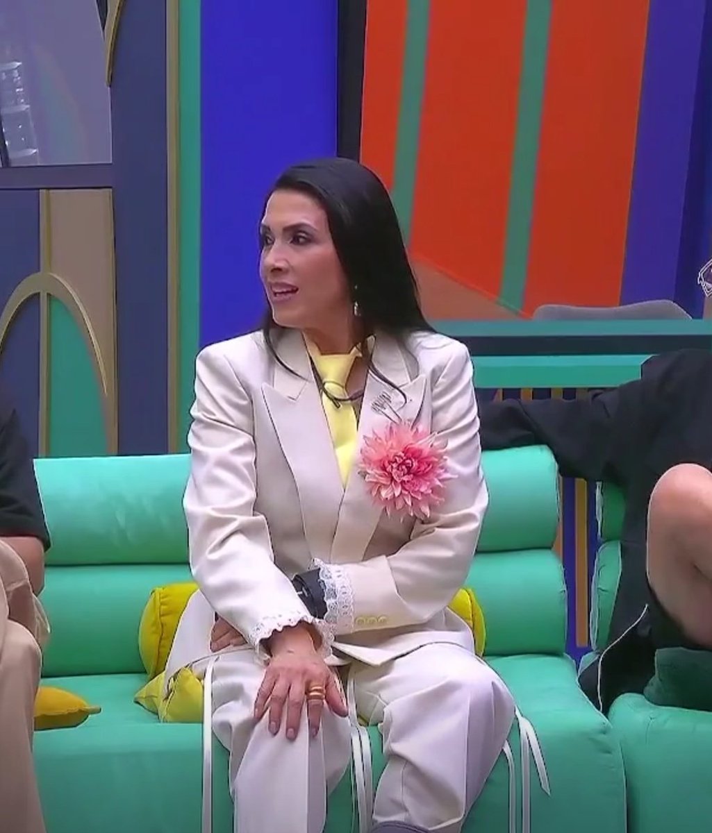 𝓕𝓪𝓽𝓲𝓶𝓪 🥬👑💜 tweet media