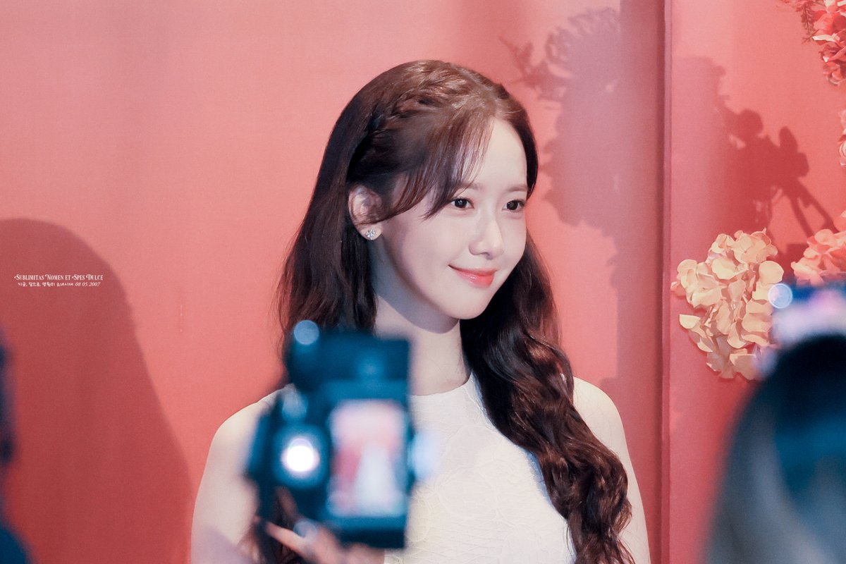 sublimitas_spes's tweet image. 250911 윤아 - 《설화수》 시크릿 하우스 팝업 오픈
250911 YOONA - 《SULWHASOO》 Secret House Pop-up Open
#윤아 #소녀시대 #YOONA #GirlsGeneration #SNSD