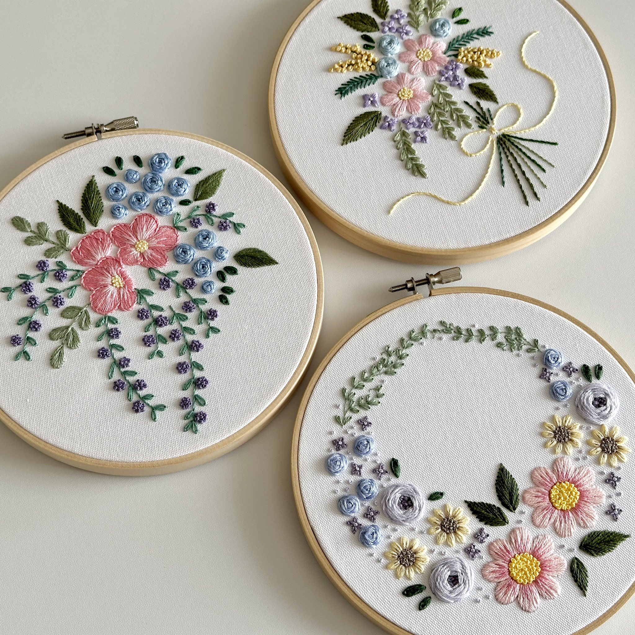 【真作】刺繍画 工芸品 異国の旅路 精緻な糸で描く風景と人々 W63 はなこまち🪡 on X: