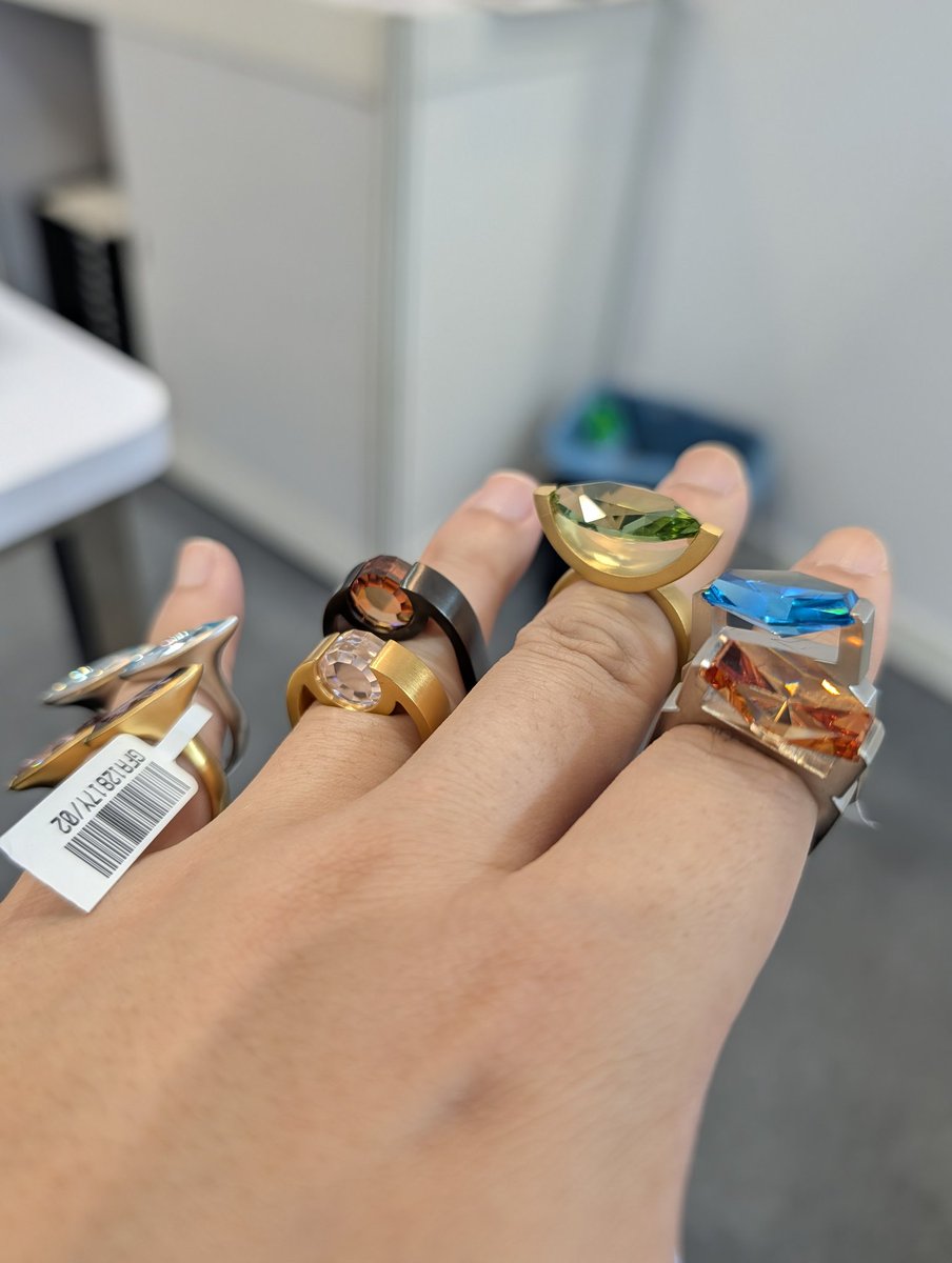 石ころの介 (@dddddddddisk) / Posts / X