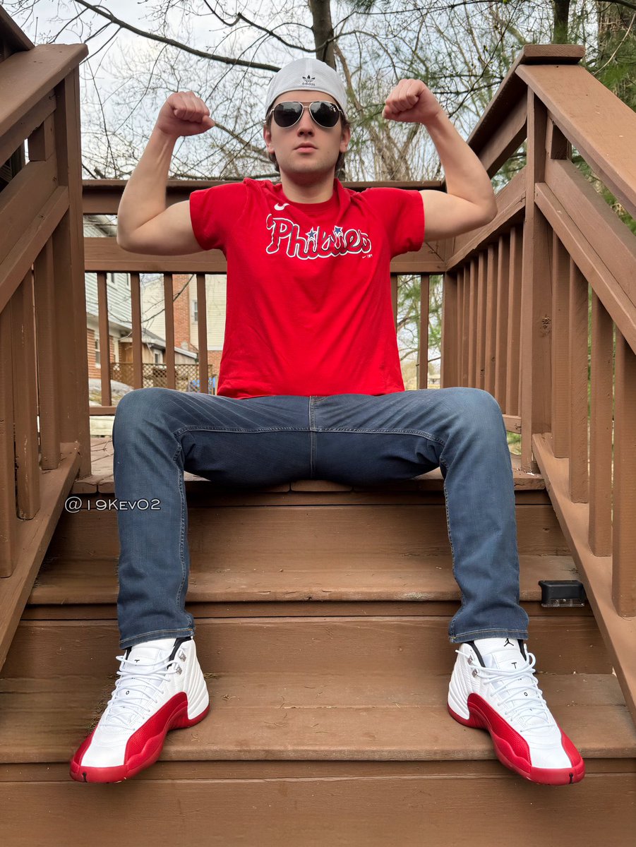 🔥 RP GAME 🔥 
I got an anonymous “braves” fan in my DMs and he knows the Phillies are far superior than those braves and he’s gonna feel it in his wallet now!

$1/$1/$1
8 mins
2 comments
All cash sent to <a href="/19Kev02/">👑 🅺🅴🆅 👑</a> at the end of the game!

#Findom #CashMaster
