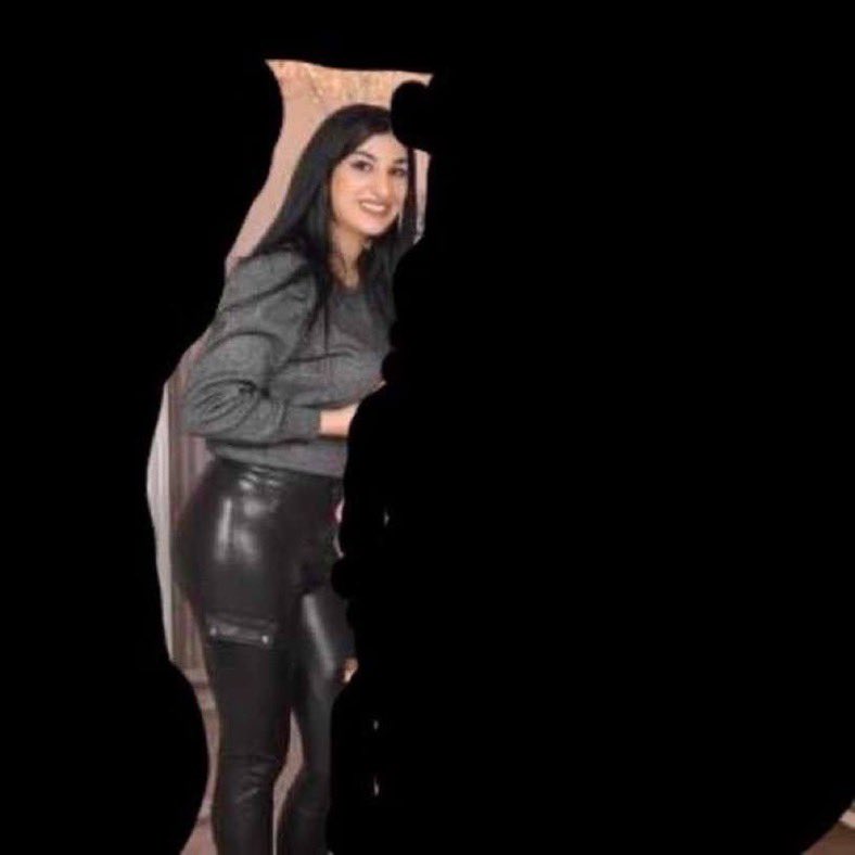 تبي اديثك على امك وانشر صورها مثل ديوث امه هاذا تعال خاص😝🍆.