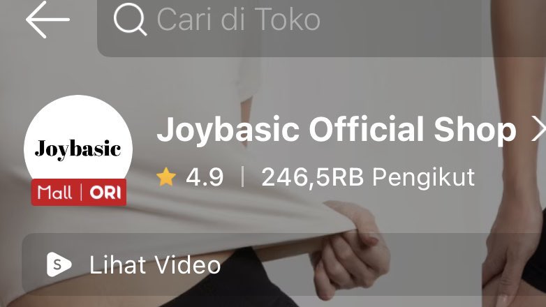 amaliyakusumaa's tweet image. kaos brand lokal worth to buy (IN THIS ECONOMY)