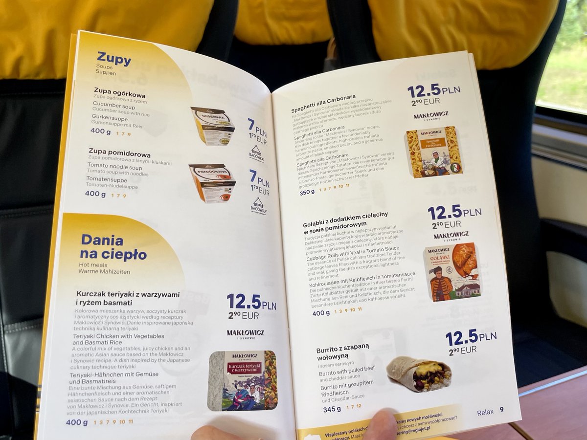 ‼️RegioJet zaskoczył także ciastkami za 2 zł (tak, dwa złote) oraz darmową kawą poza klasą low cost. W składzie są jednak tylko małe kuchnie do odgrzewania posiłków i nie ma wagonu gastronomicznego.
Polecam film z przejazdu: instagram.com/reel/DOwN_eMCB…
Menu na zdjęciach 😀