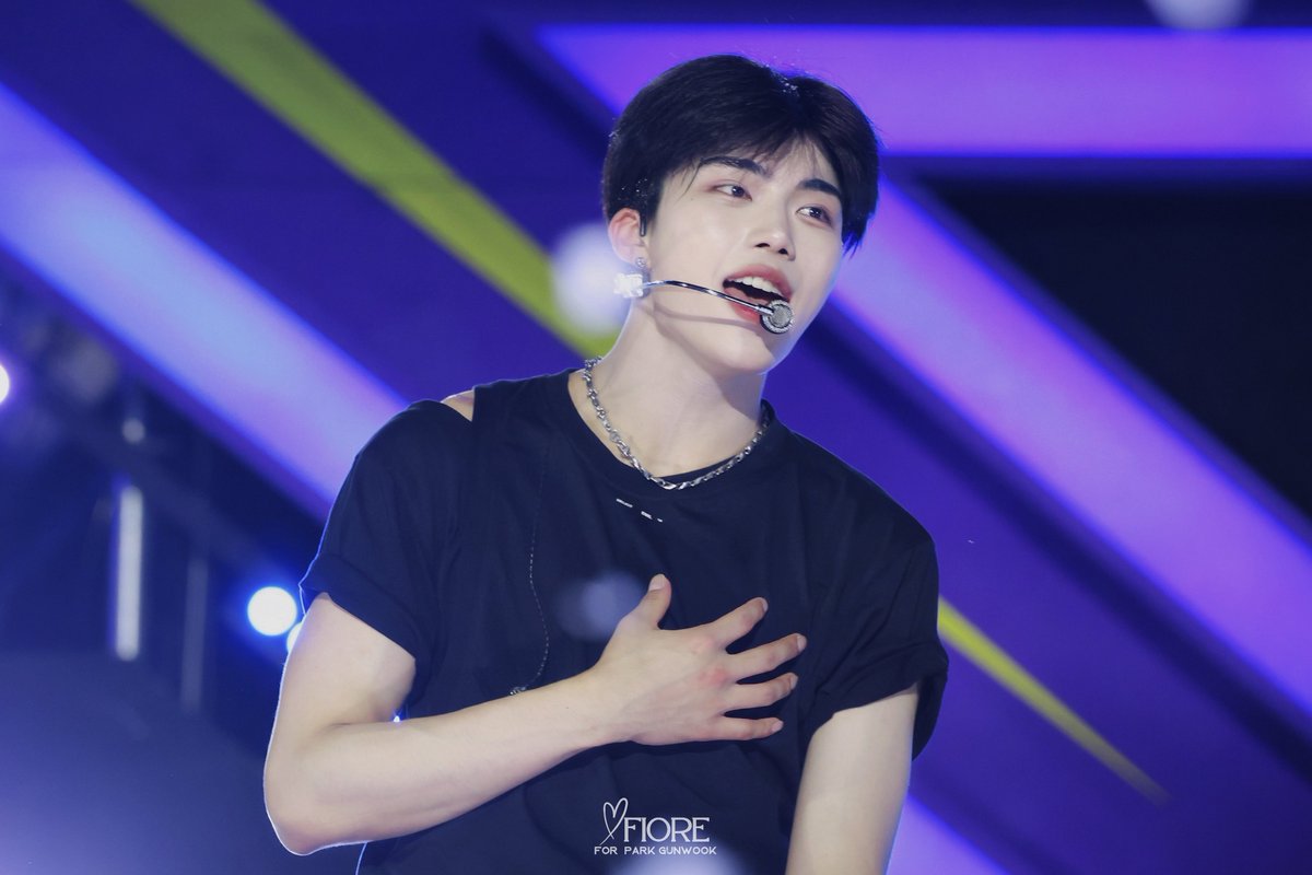 250811  반짝투어

#박건욱 #パクゴヌク #PARKGUNWOOK #朴乾旭 #ZB1  #ZEROBASEONE  #제로베이스원  #제베원