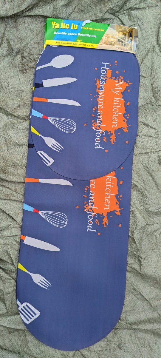 Chika_Bliss's tweet image. 🔥 NEW: Super-absorbent kitchen mat with anti-slip backing!
✅ Dries water instantly
✅ Prevents slips &amp;amp; falls
✅ Cute utensil design
✅ Easy to clean
Perfect for busy kitchens! 👩‍🍳
Transform your kitchen into a chef's paradise!
#KitchenMat 
#HomeDecor 
#FootMat