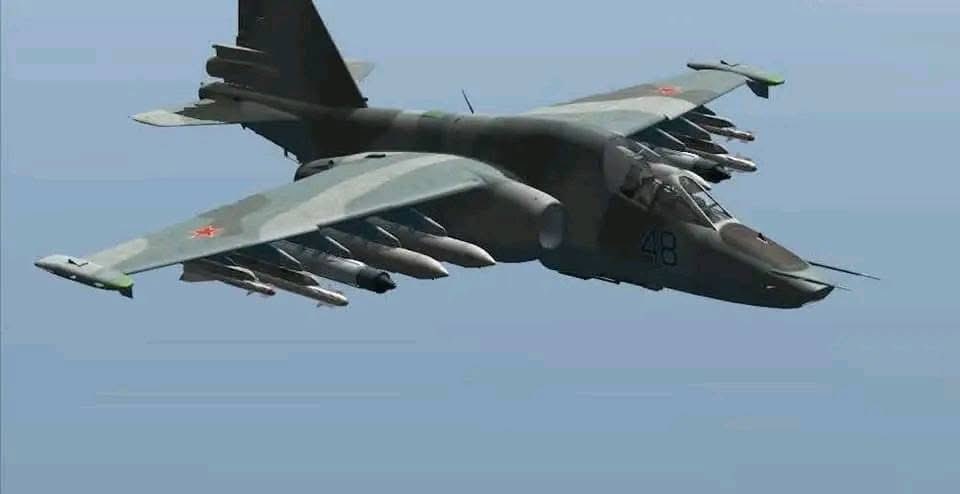 NSANGANA029_'s tweet photo. À #Bibwe, dans le territoire de #Masisi, l'avion de chasse de l'armée (sukhoi) a bombardé plusieurs positions de la rébellion du #M23_RDF_PPRD_ENSEMBLE_CENCO https://t.co/RggN1x4Hfn