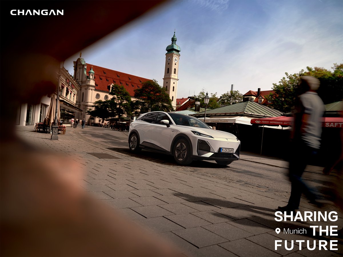 globalchangan's tweet photo. Munich sun, DEEPAL & laid - back vibes! ☀️Roaming from calm nooks to busy streets—every stop’s a surprise.✨
#CHANGAN #SharingtheFuture #VastOceanPlan #withU #AllTheWayBest #iaamobility https://t.co/mIgIDUGYDK