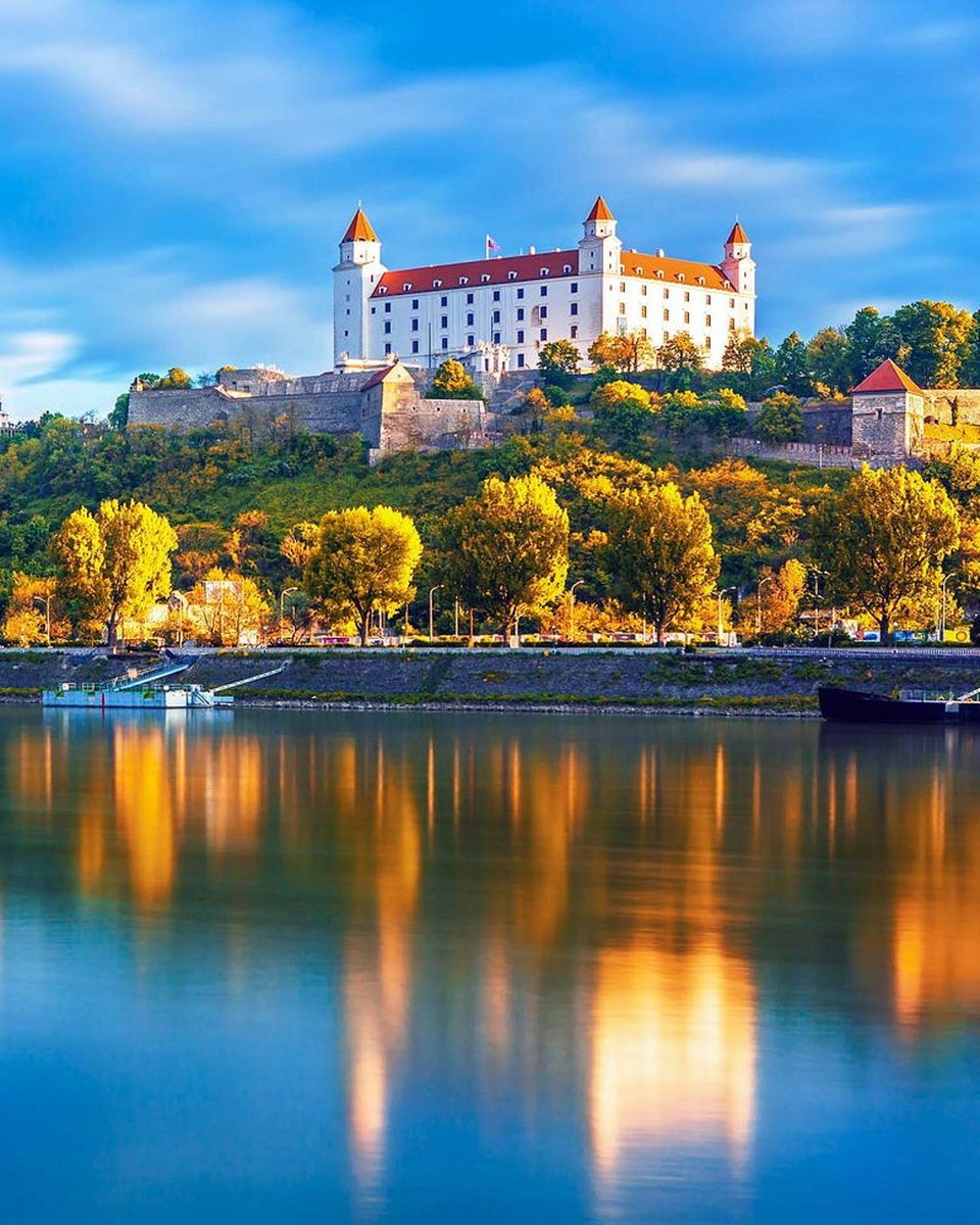 Upcoming Slow Travel on the Danube: Bratislava and Vienna
Moving at walking speed along the Danube — early autumn
nvkstories.substack.com/p/upcoming-slo… 

#TheDisobedientVowels #SubstackWriter #WritingCommunity #RebelVoices #StorytellingMatters #Substack #CulturalStories  #slowtravel