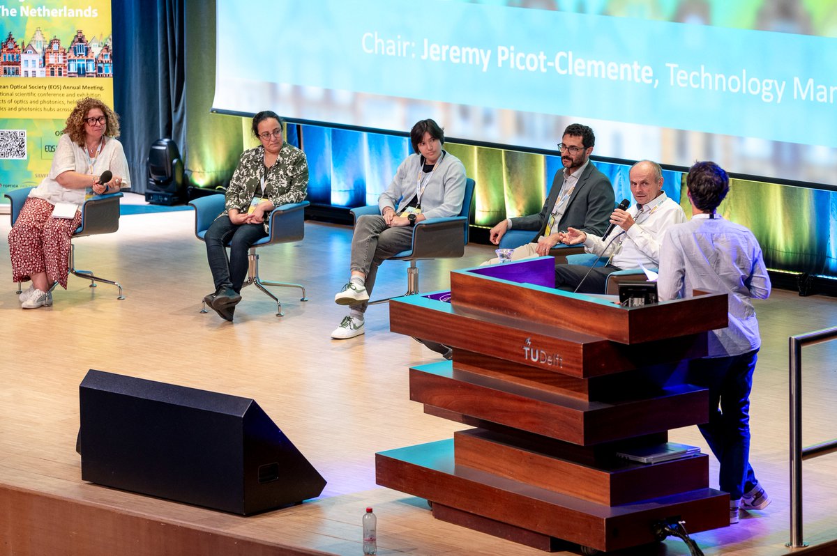 EOS_AM's tweet image. The podium discussion “HR Strategies for the Growing Photonics Industry” featured Lydia Sanmartí-Vila, Homa Zarebidaki, Anne-Lise Viotti, @MartinCaldarola &amp;amp; Reinhard Windemuth, chaired by Jérémy Picot-Clémente.

@ICFOnians
@CSEMInfo
@lunduniversity
@SingleQuantum
@EPIC_photonics