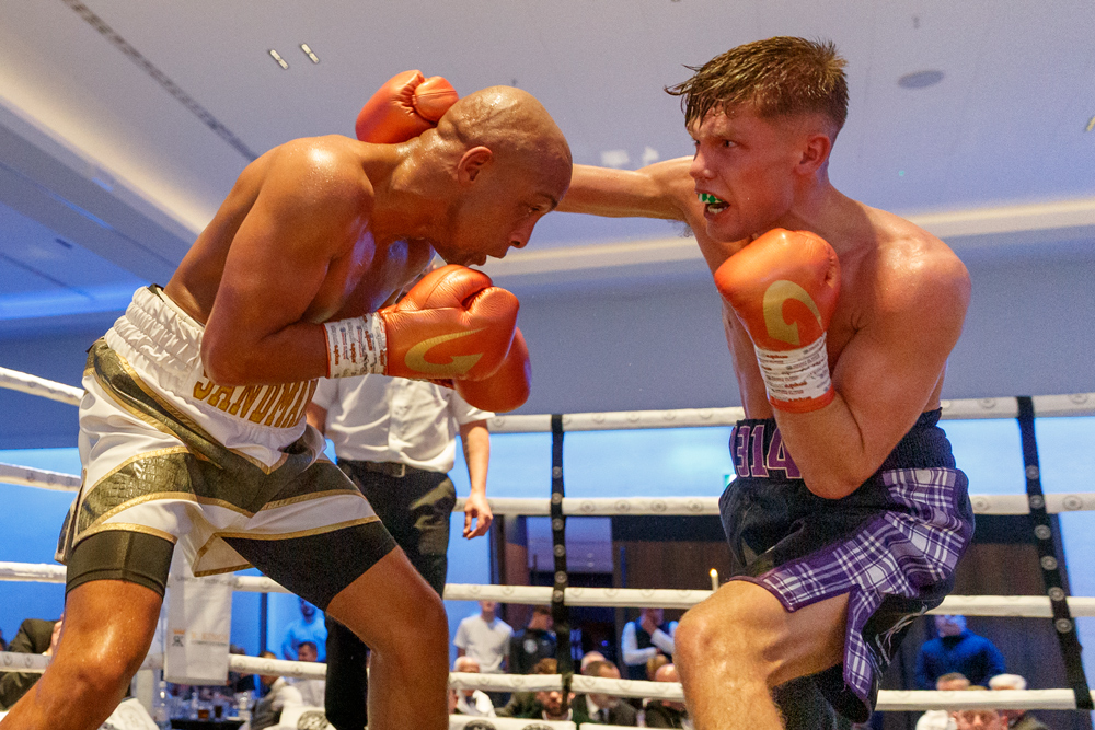 A great night of action packed  boxing ,to kick off  the <a href="/StAndrewsSC/">St Andrew's S.C</a>   25/26 season.