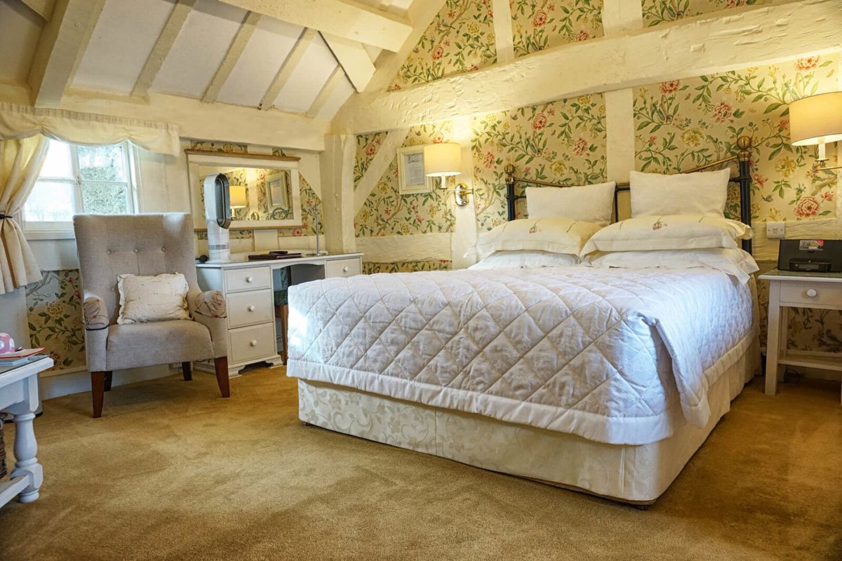 TheBBDirectory's tweet image. Holiday in Herefordshire with B&amp;amp;B Accommodation @ Lowe Farm.

Lowe Farm in Pembridge, Leominster, offers B&amp;amp;B accommodation on a working farm in the heart of Herefordshire.

bandbstays.co.uk/10517

#LoweFarm #Herefordshire #WorkingFarm #BlackAndWhiteTrail #Pembridge