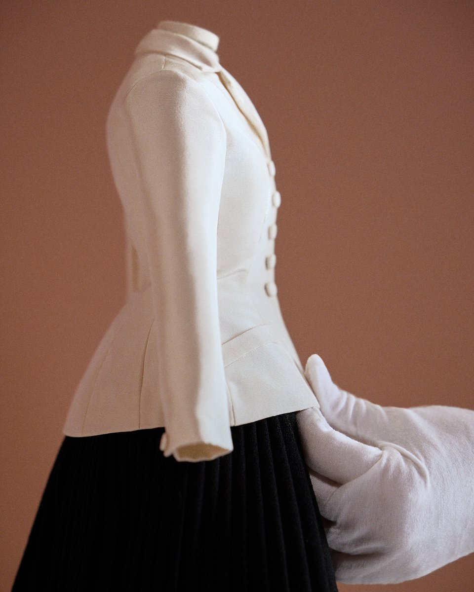 LVMH's tweet image. Miss Dior – Stories of a Miss opens its doors at the Fosun Foundation in Shanghai, from September 13 to October 8, 2025. A multi-sensory journey celebrating the iconic fragrance and the enduring legacy of Catherine Dior, muse and emblem of resilience.

Learn More:…