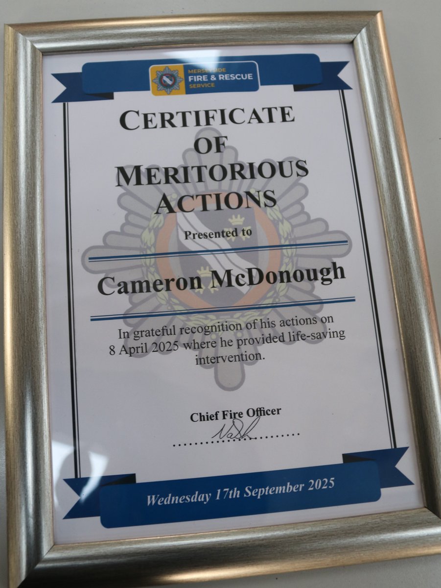 TheSuttonAC's tweet image. We’re incredibly proud of Year 12 student Cameron McDonough, who received the Chief Fire Officer's Certificate of Meritorious Action from @MerseyFire for bravely helping a man in crisis near St Helens Fire Station. A true act of courage and compassion. #Proud #StudentHero