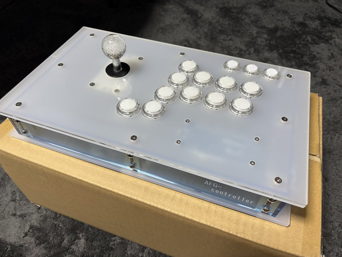 アケコン　AFGコントローラー+小物 PC・PS5等対応 オーダーメイドアケコン】AFG-コントローラー | AFG