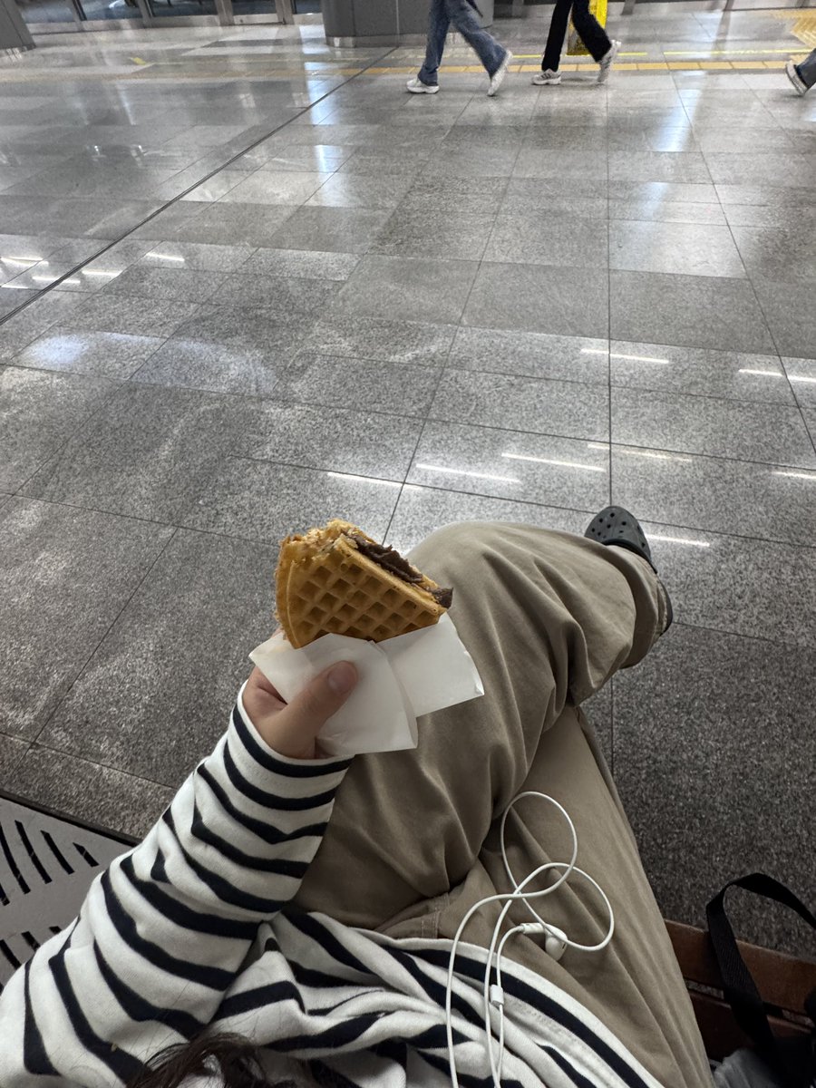 오늘은 몰랐던 산책길 입구도 발견했던 하루...