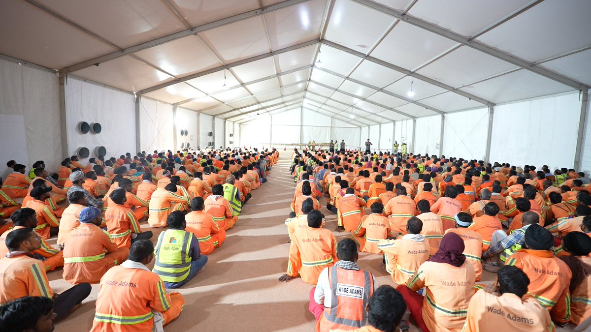 DubaiPoliceHQ's tweet image. #News | Dubai Police Raises Awareness of 1,400 Workers about their Rights and Duties

Details:

dphq.ae/6012R6M8

#HumanRights
#CommunityAwareness
