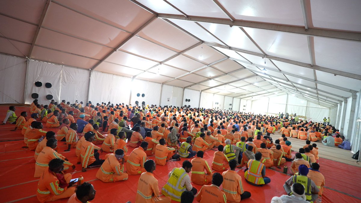 DubaiPoliceHQ's tweet image. #News | Dubai Police Raises Awareness of 1,400 Workers about their Rights and Duties

Details:

dphq.ae/6012R6M8

#HumanRights
#CommunityAwareness