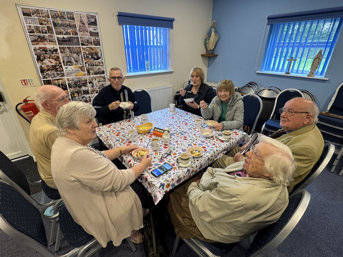 StNewmanParish (@stnewmanparish) on Twitter photo Pictured are some of the folks at <a href="/PlacesOfWelcome/">Places of Welcome</a> enjoying some homemade Apple Crumble, made with apples from parishioners gardens. Yum yum. Pictured are some of the folks at <a href="/PlacesOfWelcome/">Places of Welcome</a> enjoying some homemade Apple Crumble, made with apples from parishioners gardens. Yum yum.