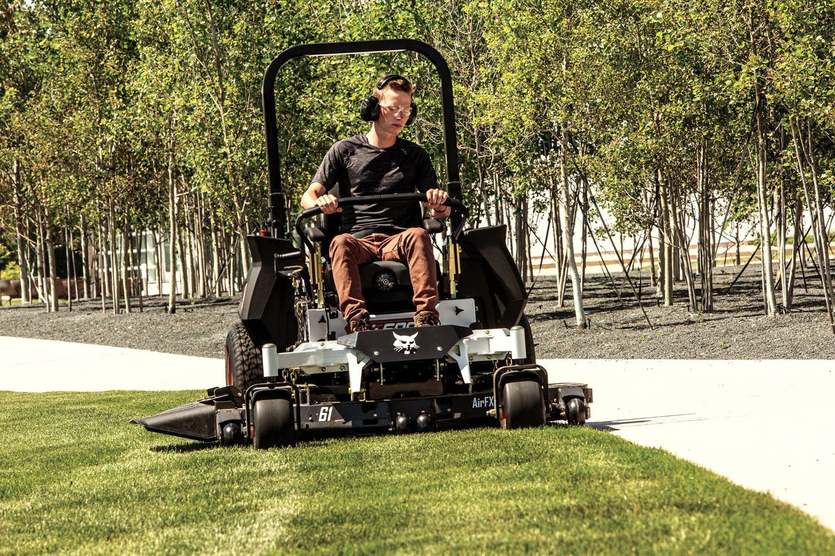 🔥 Book your FREE 1-hour demo of a Bobcat Zero-Turn Mower!

⚡ And see for yourself the power, precision and speed that is making Bobcat the UK’s fastest-growing zero-turn mower brand. 🌱

👉 bobcatmowersuk.co.uk/bobcat-mower-d…