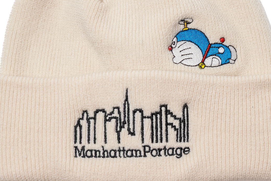 ドラえもんデザインの帽子コレクションが
Manhattan Portageに初登場🌟

人気のキャップ、ニットの6タイプ展開！
遊び心に溢れたドラえもんの姿や、
ひみつ道具「タケコプター」「重力ペンキ」も登場！
dora-world.com/contents/4005
