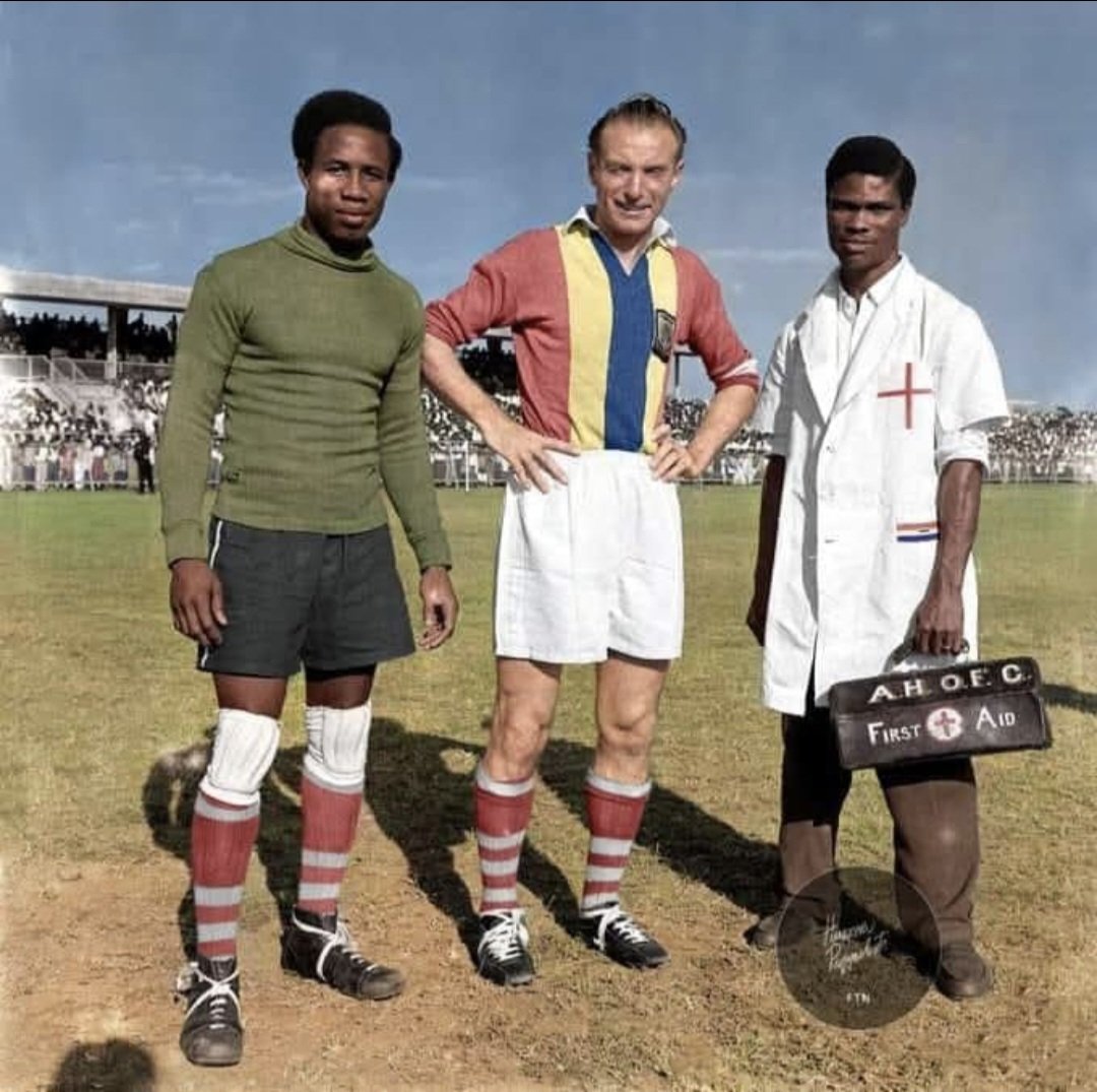 Stanley Matthews, aged 42,  wears the shirt of #Ghanaian 🇬🇭 champions, Hearts of Oak ❤️💙💛 - briefly - during the 1957 campaign.