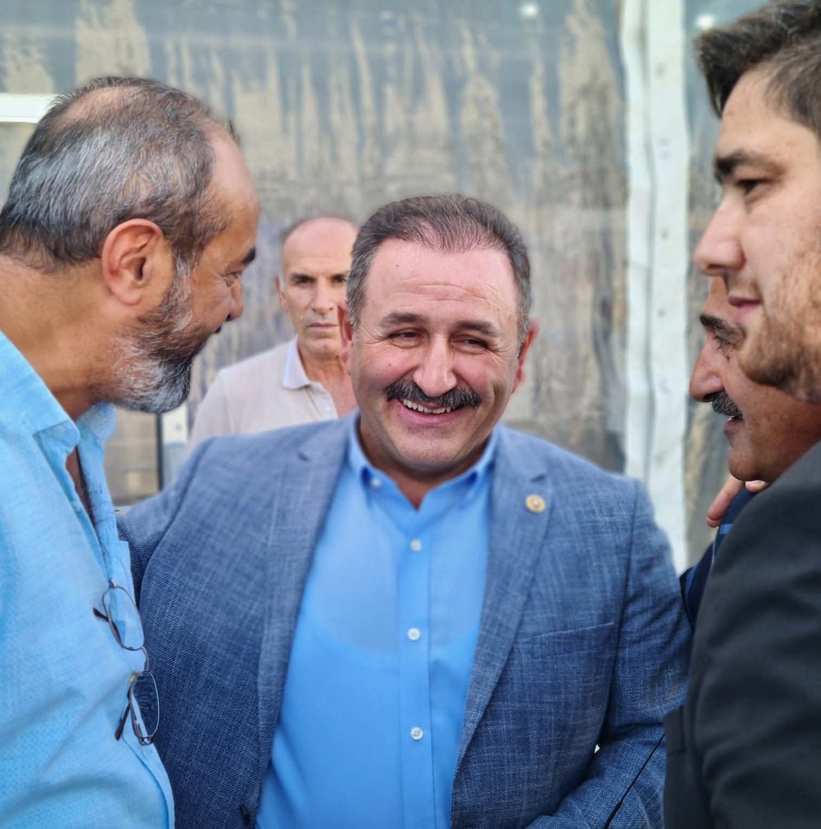 Allah’ın rahmeti ve bereketi üzerimize olsun. Dualarımız kabul, cumamız mübarek olsun.

#HayırlıCumalar 🇹🇷